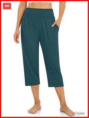 Women's Capri Yoga Pants with Pockets High Waisted Loose Fit Workout Pants